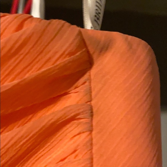 David’s Bridal Bridesmaid dress in Coral, size 6 - Picture 2 of 2